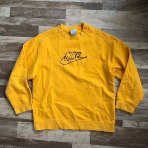Yellow vintage nike crew neck